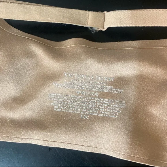 Victoria Secret - Picture 5 of 8